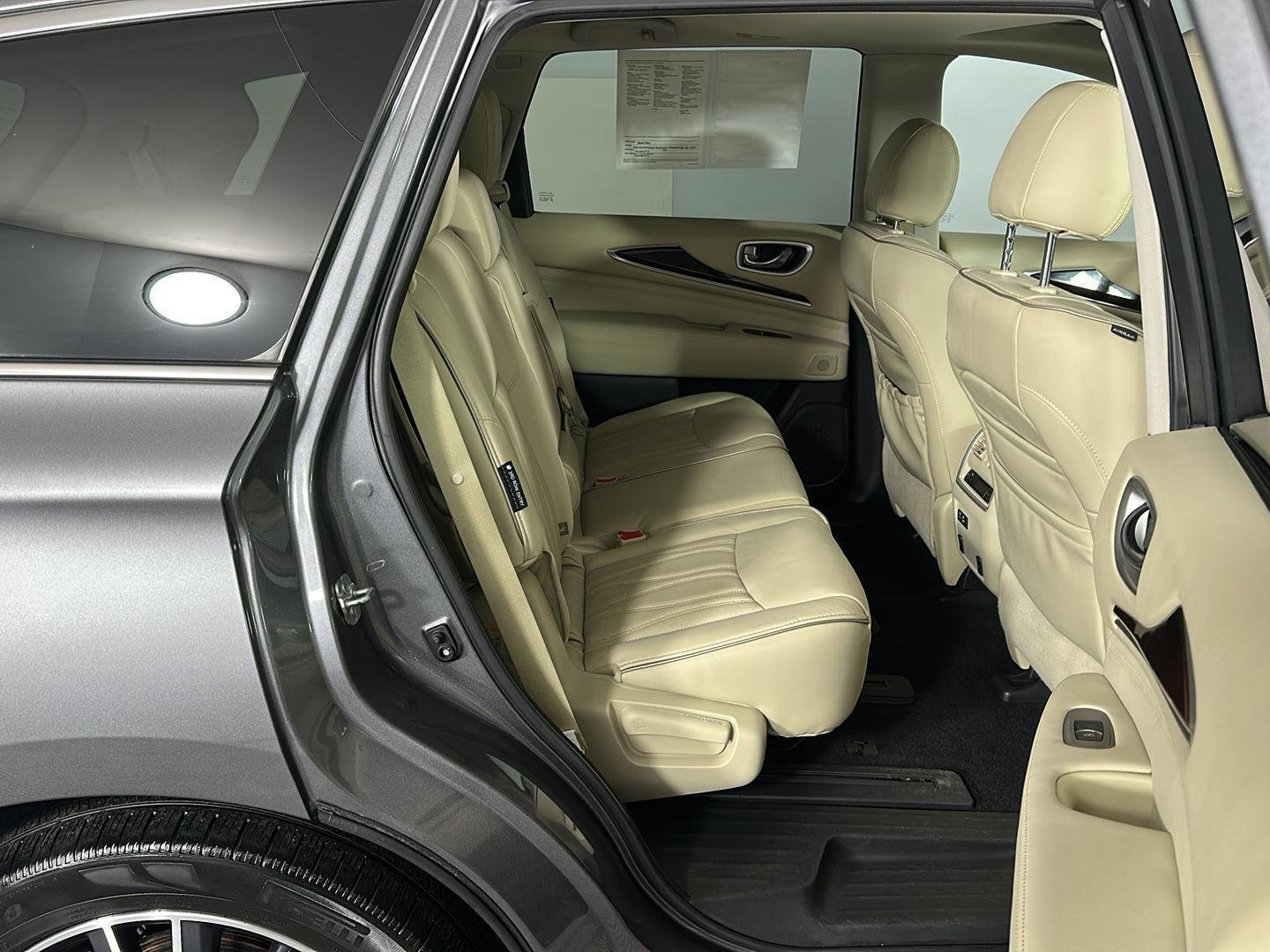 Used 2020 Graphite Shadow INFINITI LUXE image 33