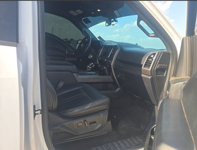 Used 2020 White Ford XLT image 13