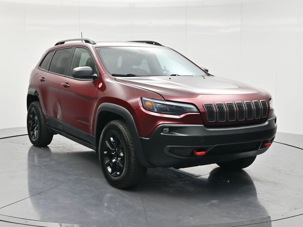 Used 2020 Jeep Cherokee Trailhawk with VIN 1C4PJMBN3LD647596 for sale in Minerva, OH