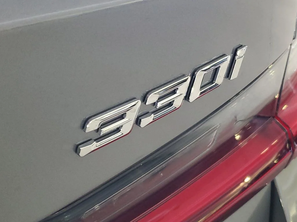 New 2026 Skyscraper Grey Metallic BMW 330i image 6