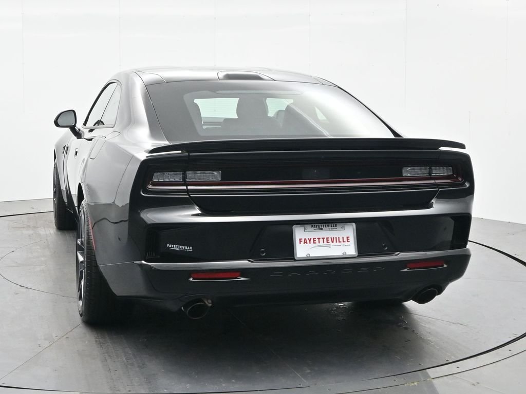 New 2026 Diamond Black Crystal Pearlcoat Dodge Scat Pack image 9