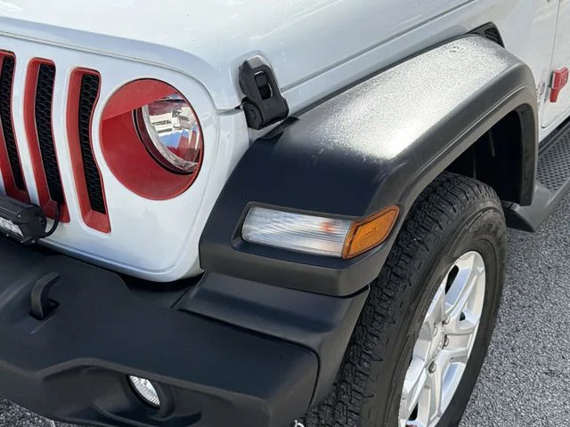 Used 2020 White Jeep Unlimited Sport S image 8