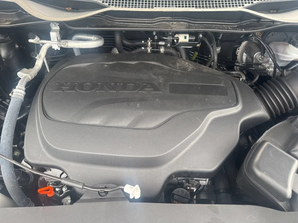 Used 2025 Black Honda Sport-L image 31