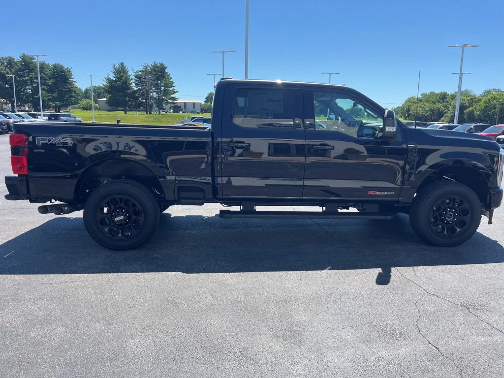 New 2026 Agate Black Metallic Ford F-250® Lariat® image 7