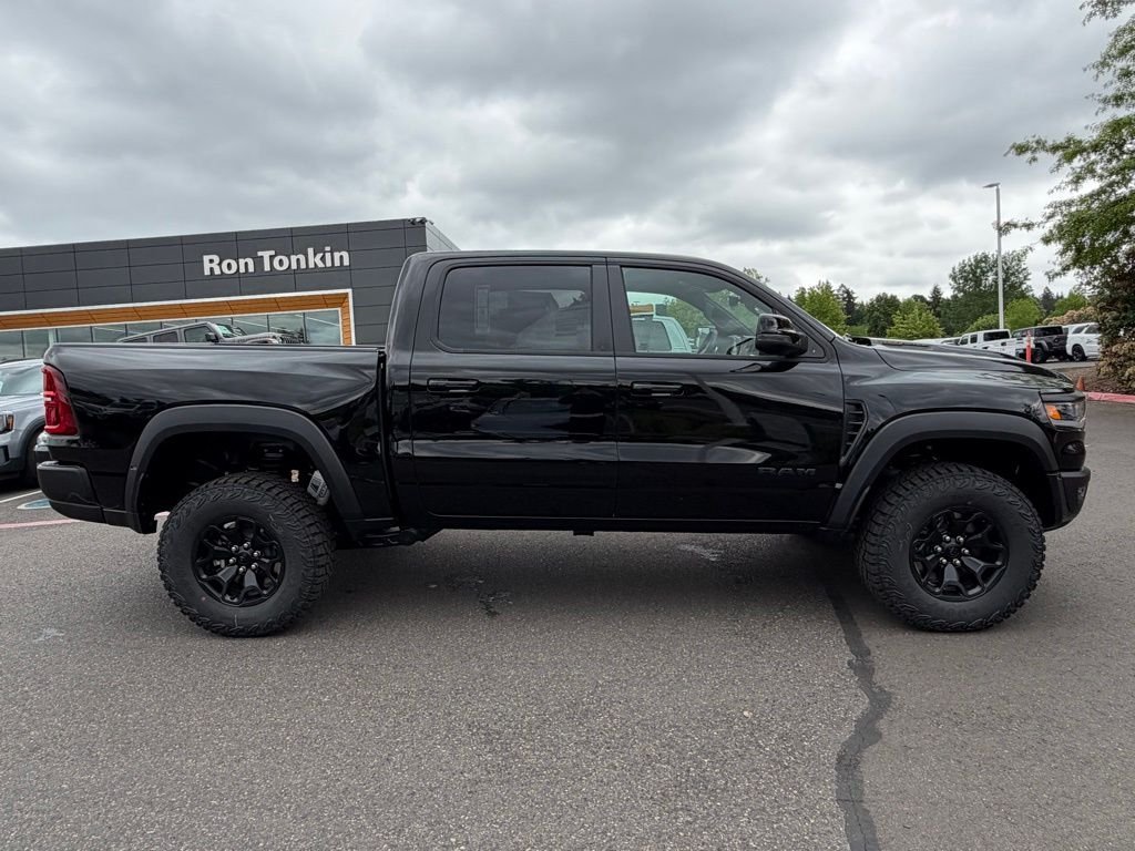 New 2026 Diamond Black Crystal Pearl-Coat Exterior Paint RAM RHO image 8