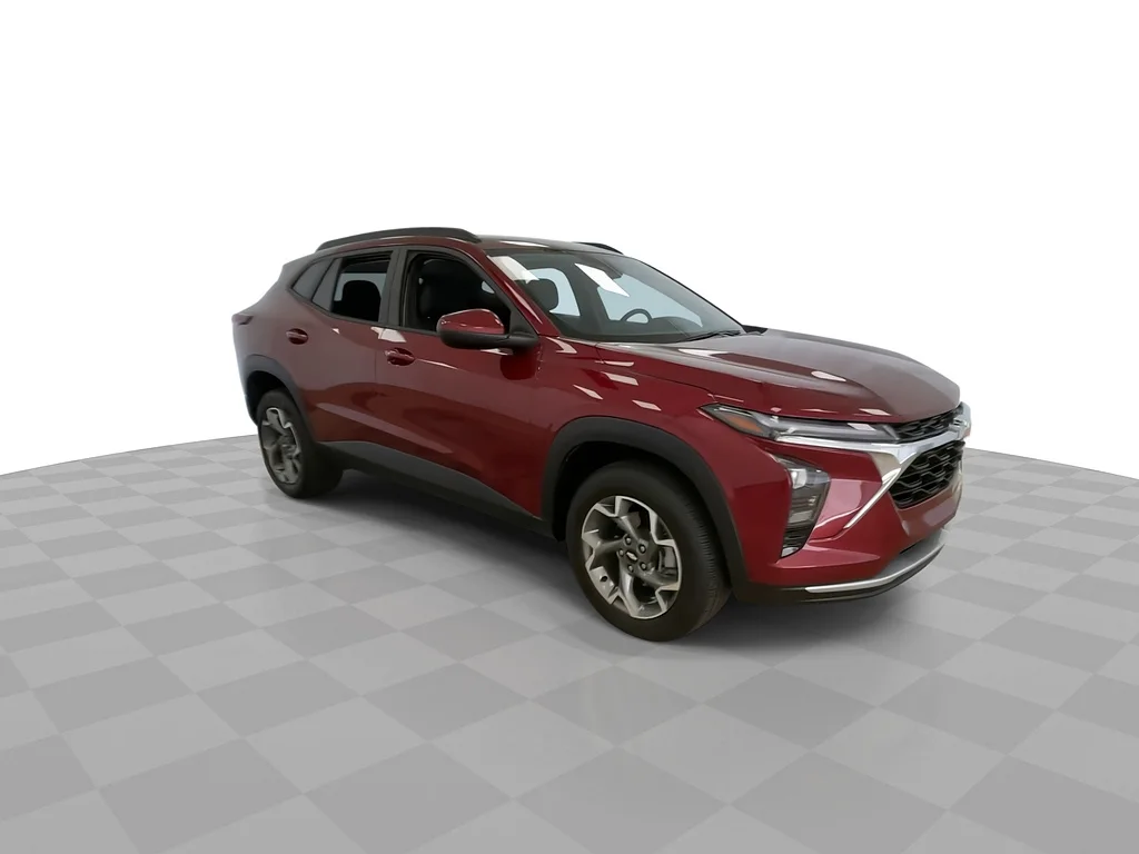 Used 2025 Crimson Metallic Chevrolet LT image 3