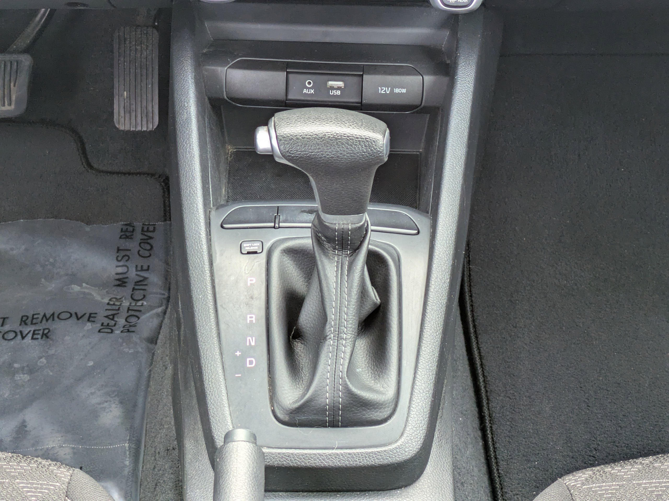 2020 Kia RIO S - Photo 17