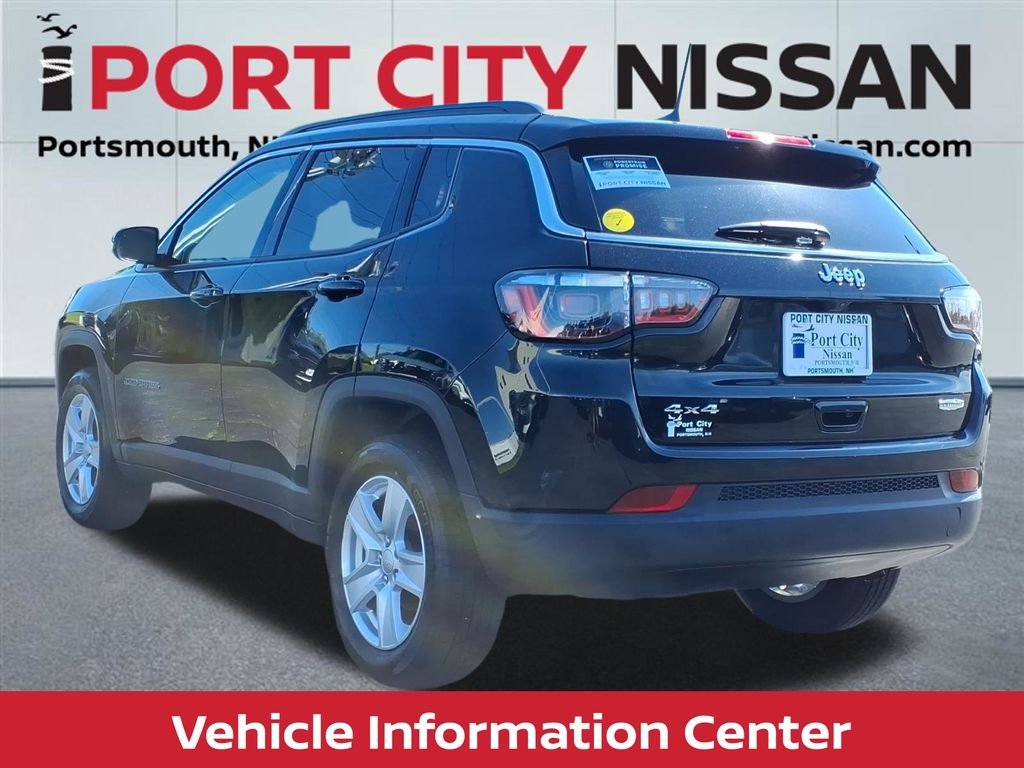 Used 2022 Diamond Black Jeep Latitude w/convenience group image 36