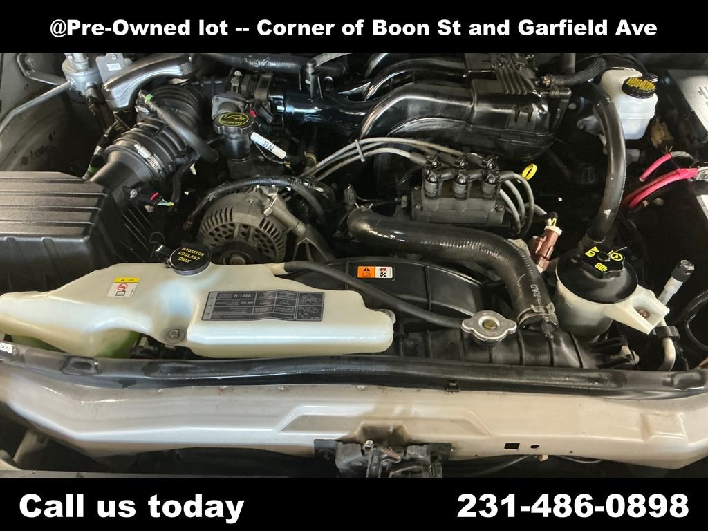 Used 2006 Silver Ford XLT image 9