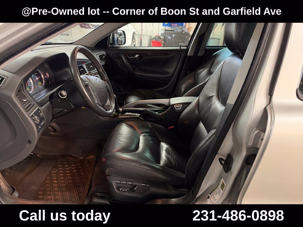Used 2007  Volvo 2.5T image 13