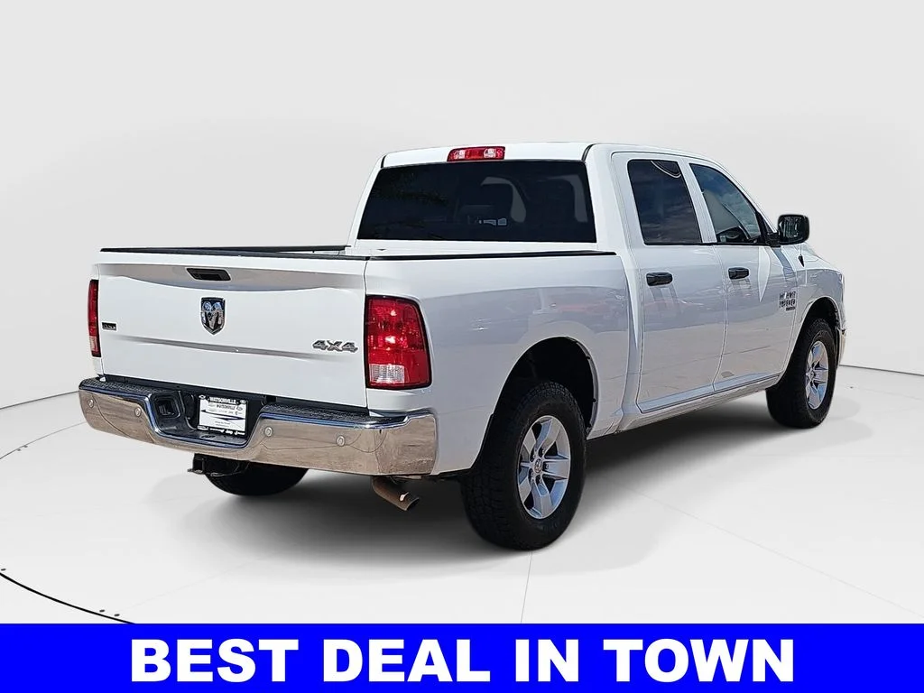 Used 2022 White Ram SLT image 3