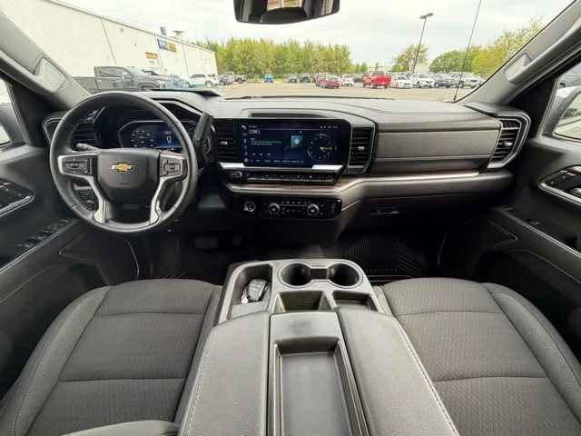 2023 Chevrolet Silverado 1500 LT - Photo 9