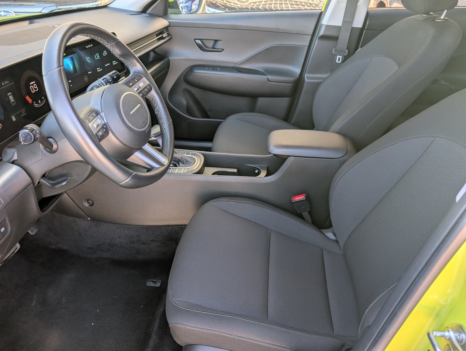 2025 Hyundai Kona SEL - Photo 8