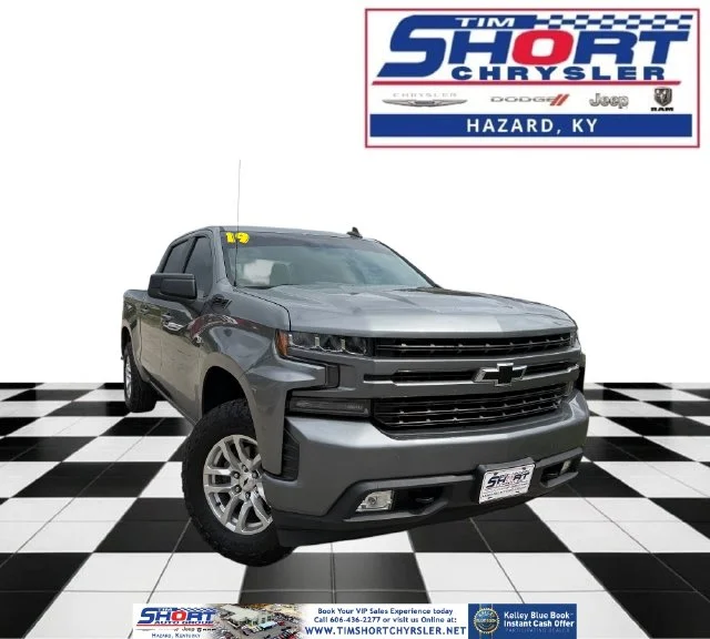 Used 2019 Gray Chevrolet RST image 1