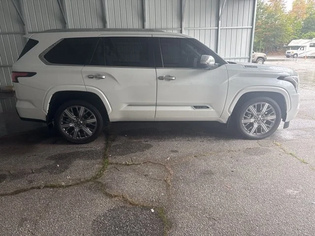 Used 2025 Beige Toyota Capstone image 7