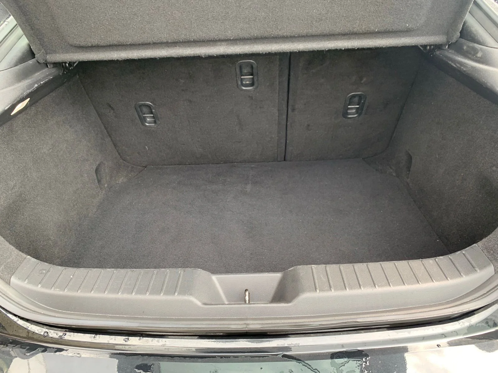 Used 2021 Black Mazda Select image 9