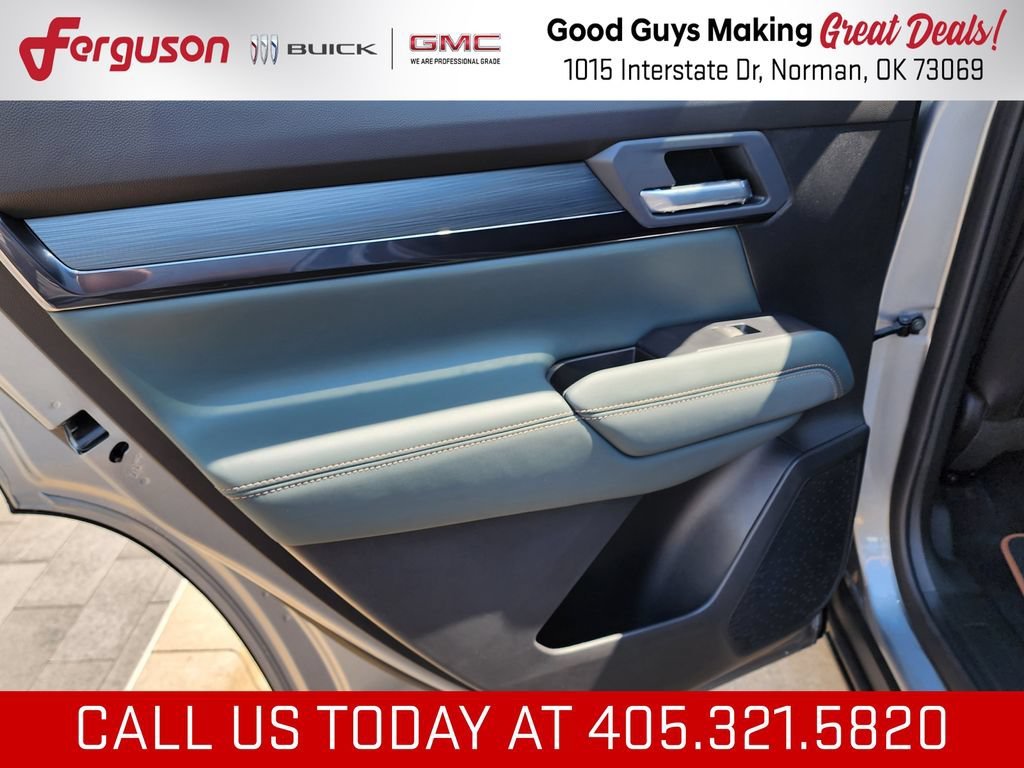 2027 GMC Terrain AT4 - Photo 43