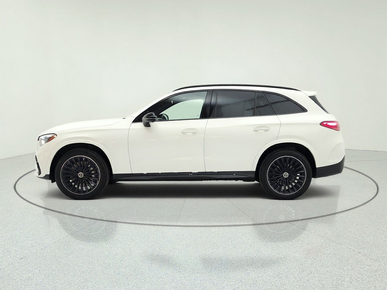 Certified Used 2023 Polar White Mercedes-Benz GLC 300 SUV image 8