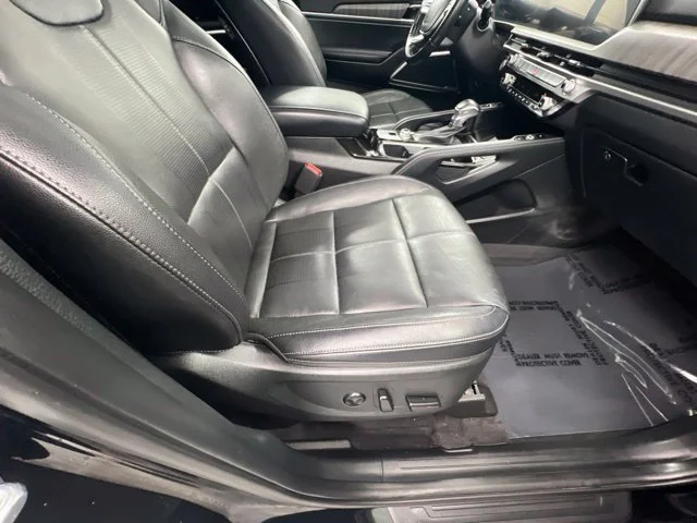 Used 2024 Black Kia EX image 25
