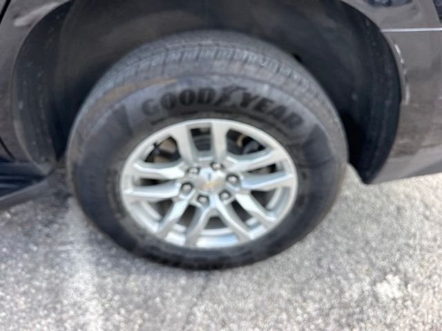 Used 2023 Black Chevrolet LS image 7