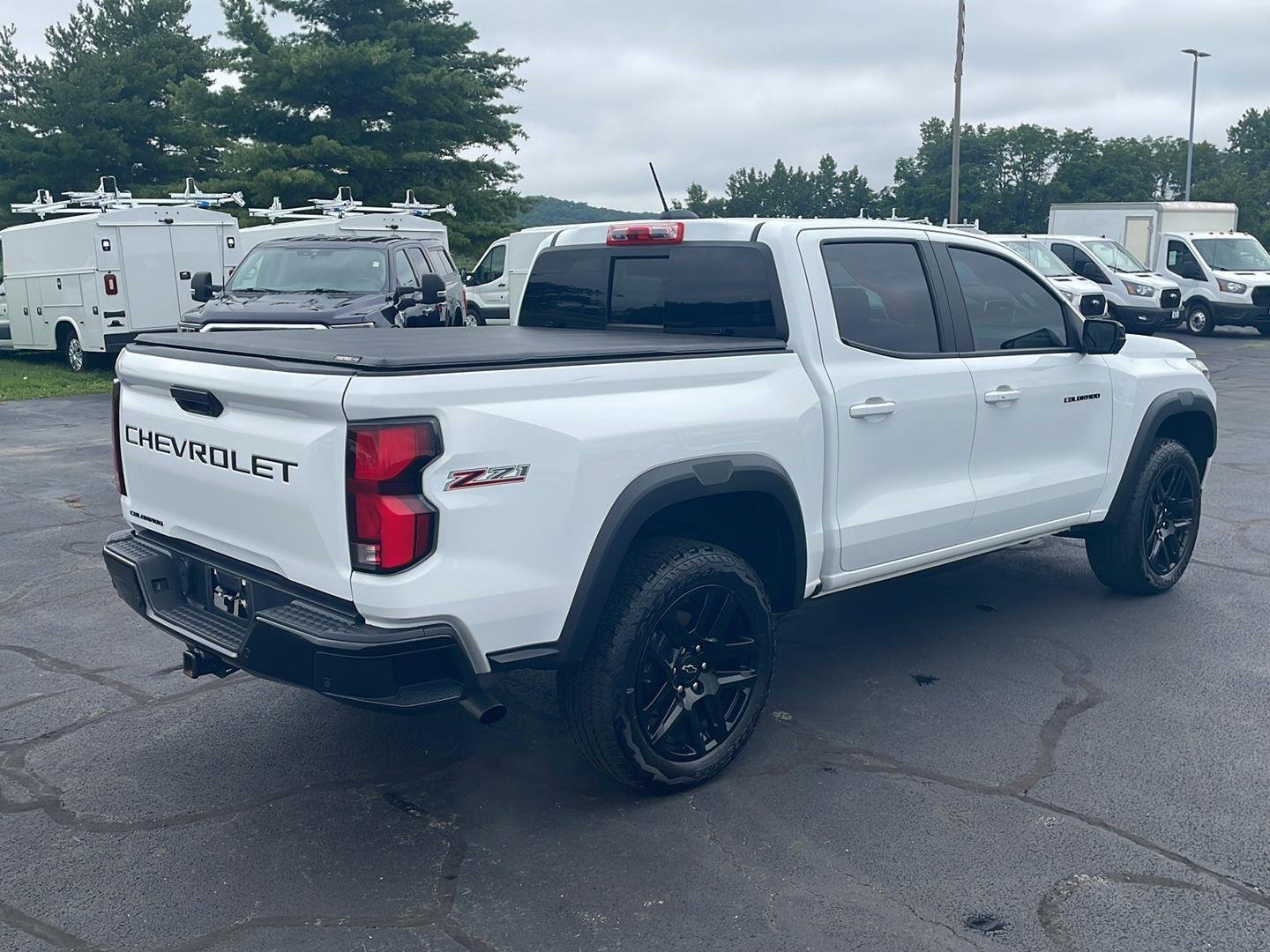 Used 2024 Summit White Chevrolet 4WD Z71 image 7