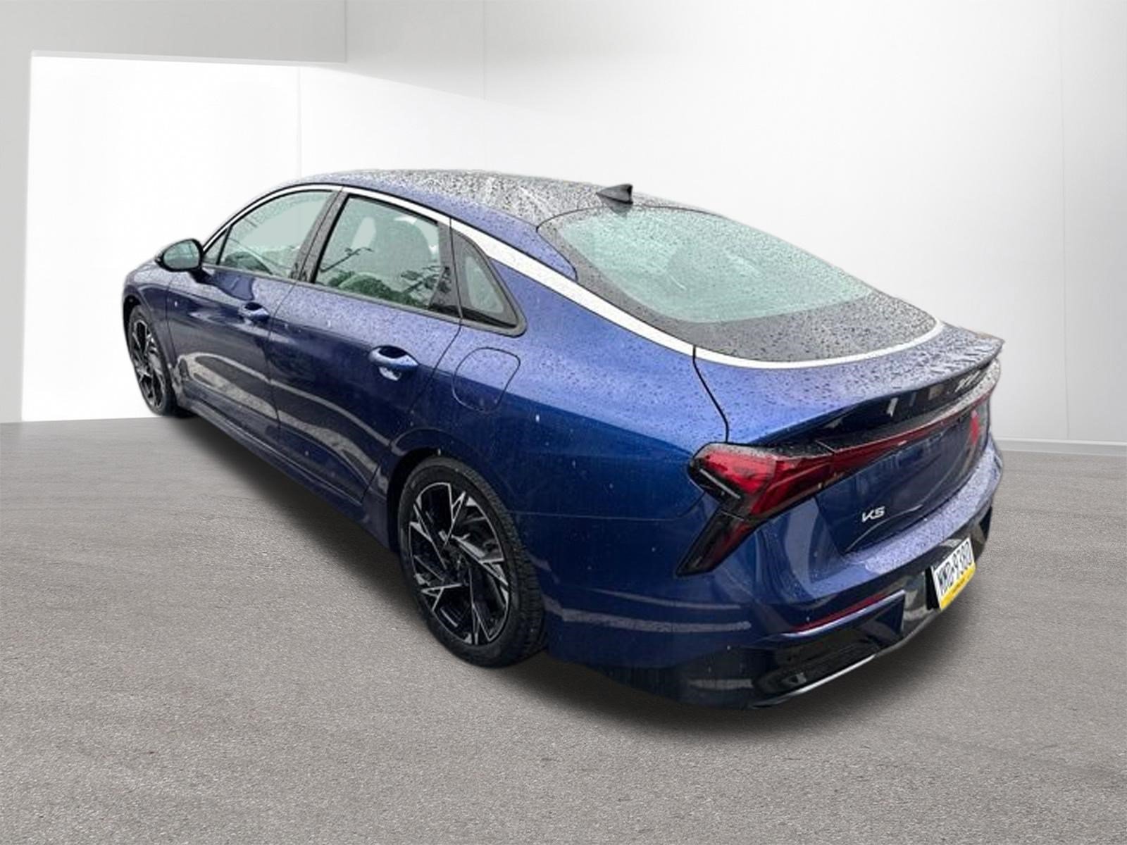 Used 2025 Yacht Blue Kia GT-Line image 33