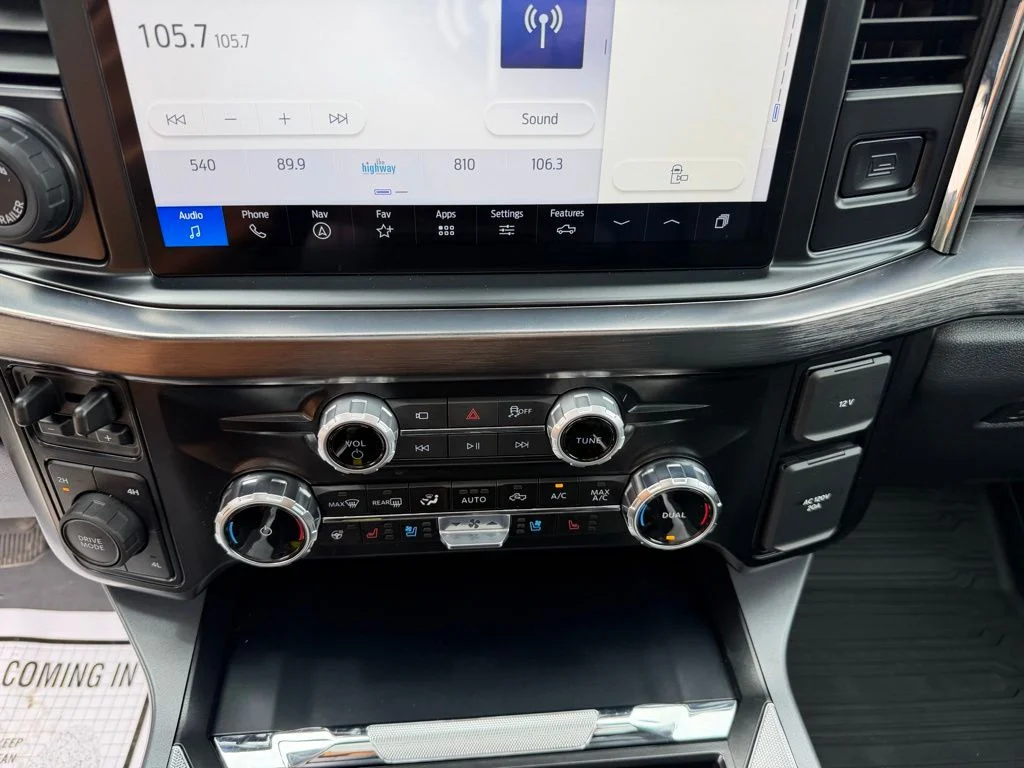 2025 Ford F-350 Super Duty Lariat - Photo 22