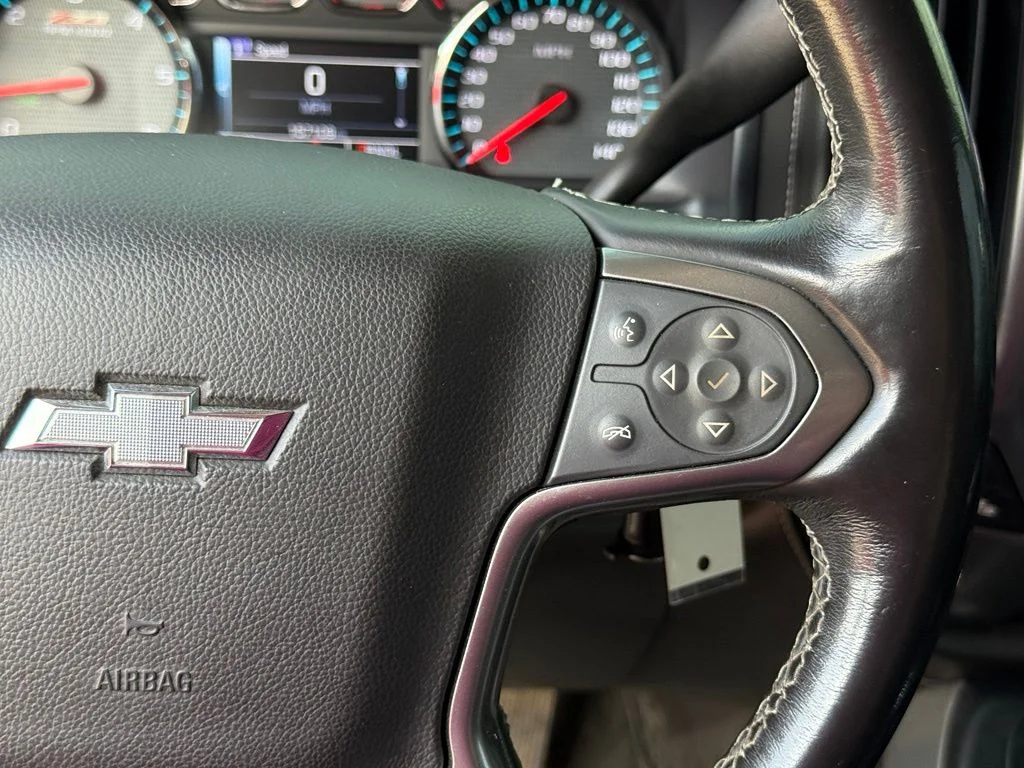 Used 2018 Blue Chevrolet LTZ image 19