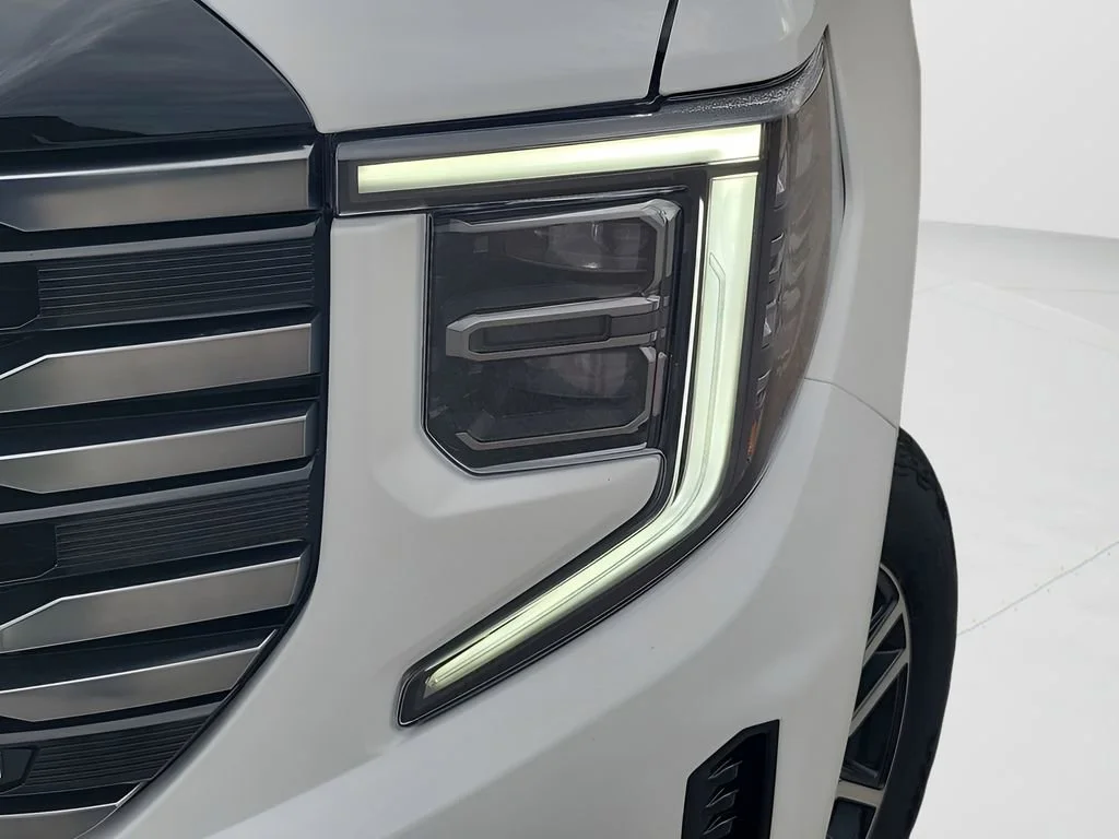New 2026 Summit White GMC AT4 image 16