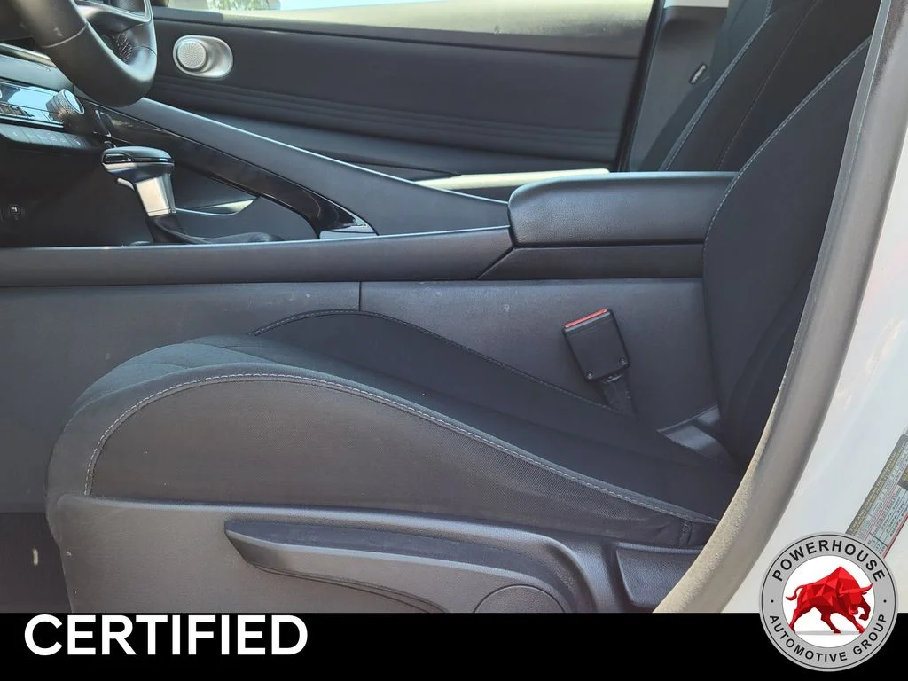 Used 2023 Gray Hyundai SEL image 21