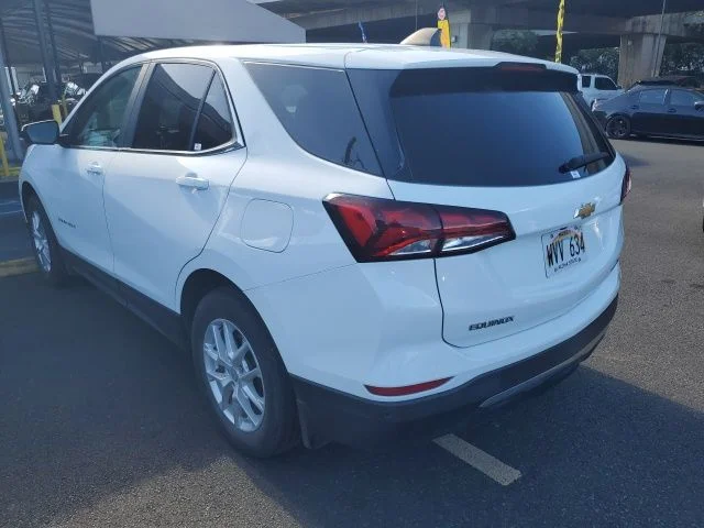 Used 2023 White Chevrolet LT image 3