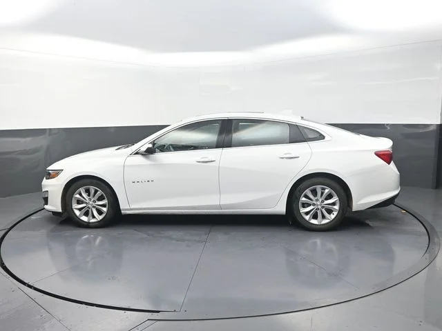 Used 2024 White Chevrolet LT image 4