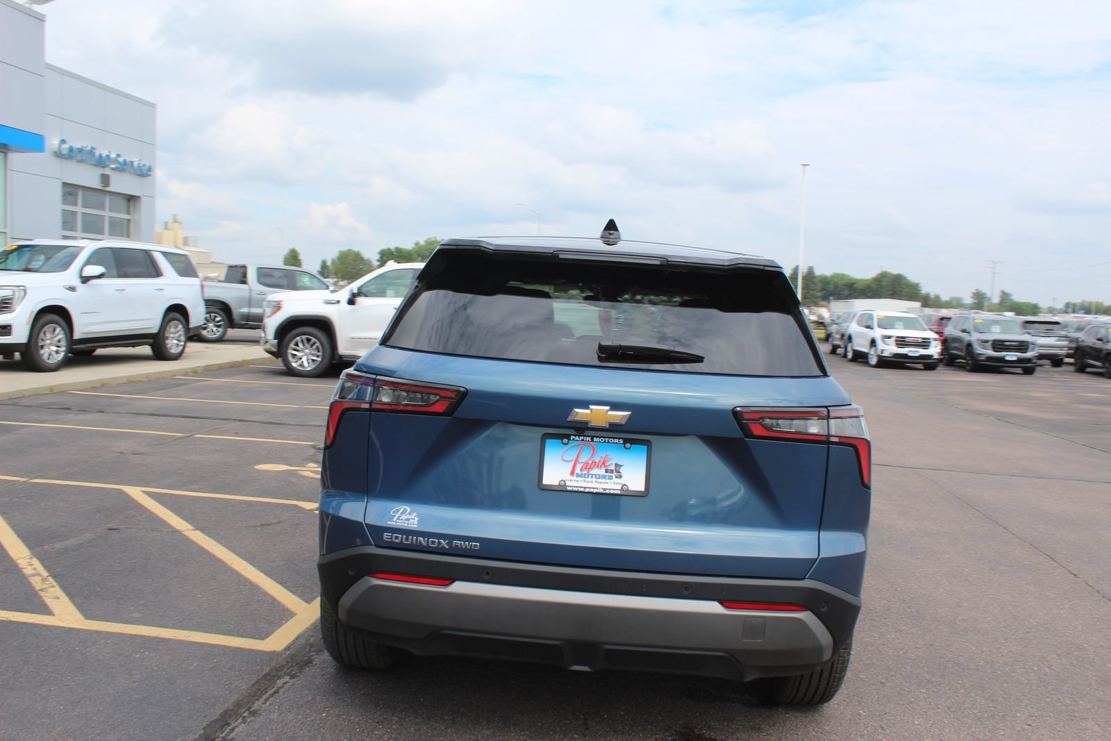 New 2027 Lakeshore Blue Metallic Chevrolet LT image 3