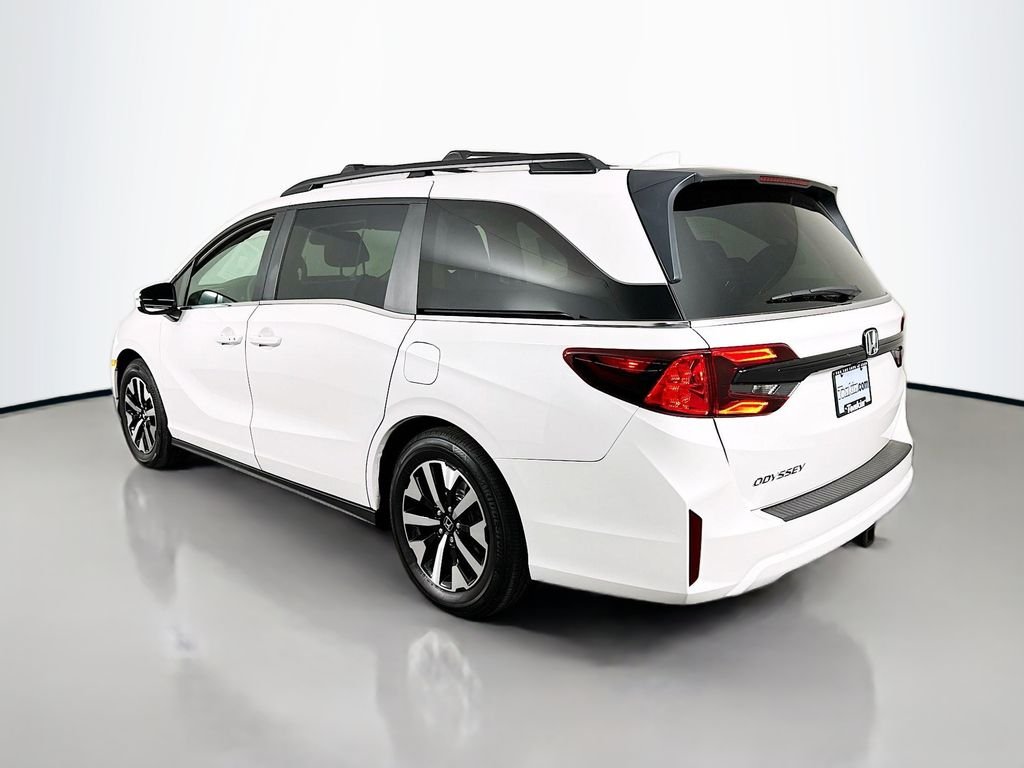 New 2026 Platinum White Pearl Honda EX-L image 5