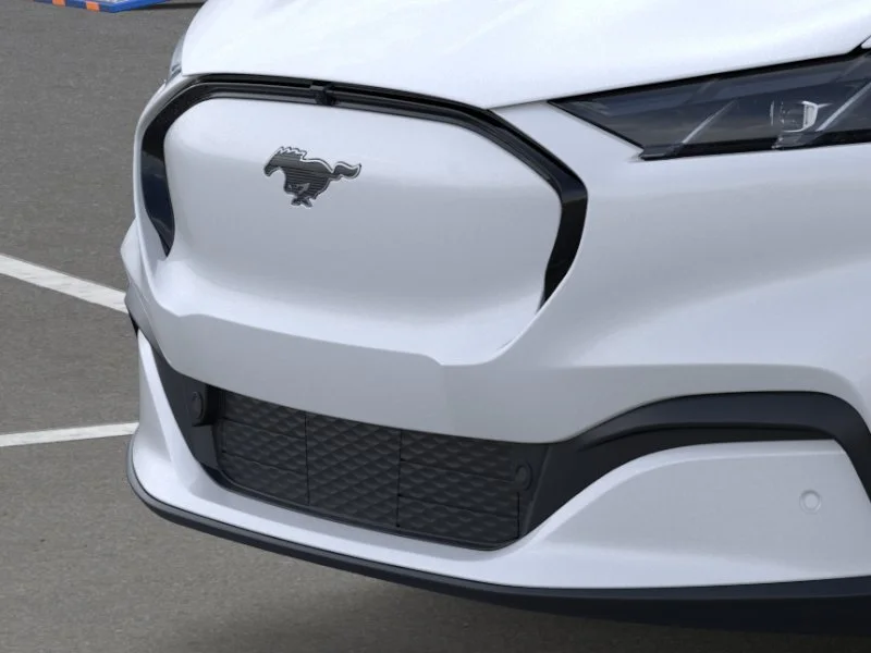 New 2026 Star White Metallic Tri-coat Ford Premium image 17