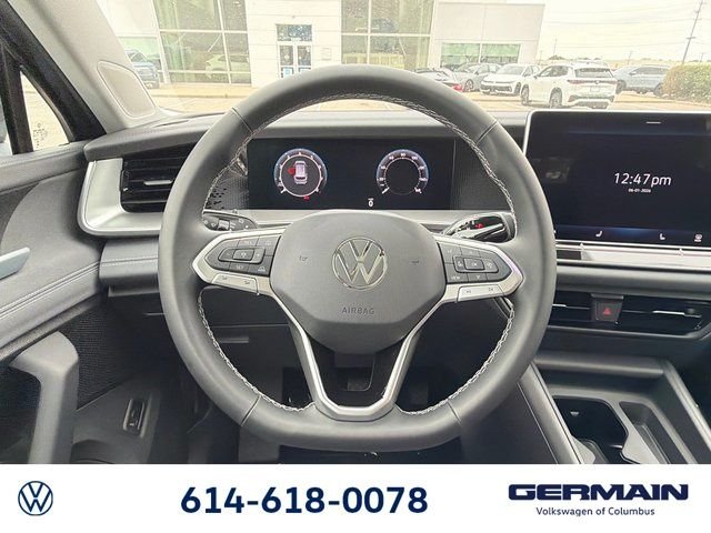 New 2026 Platinum Gray Metallic Volkswagen 2.0T SE image 19