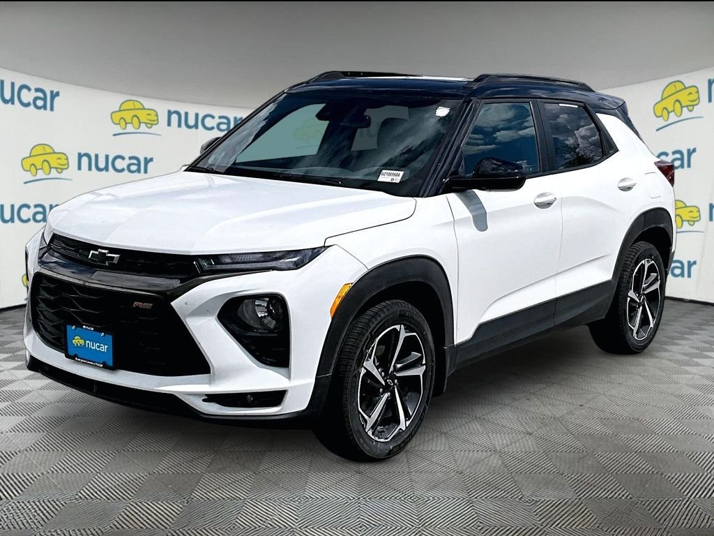 Used 2021 Summit White Chevrolet RS image 2