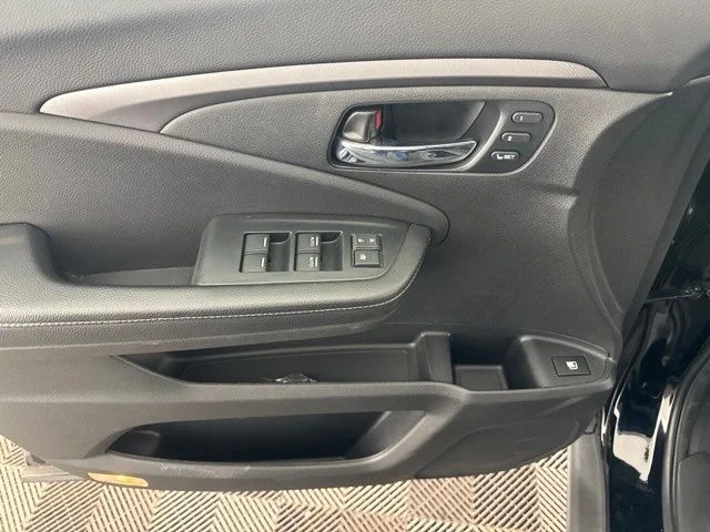 Used 2023  Honda RTL-E image 23