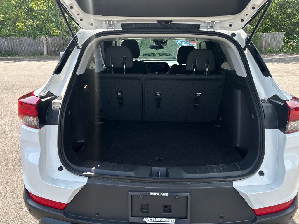 2024 Chevrolet TrailBlazer LS - Photo 15