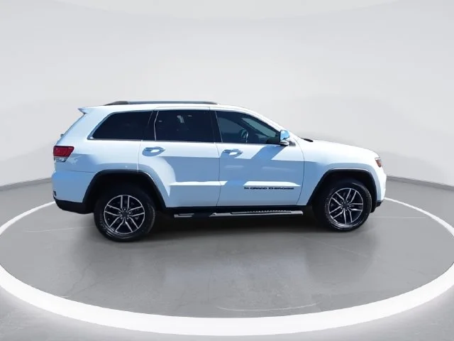 Used 2022 White Jeep Limited image 9