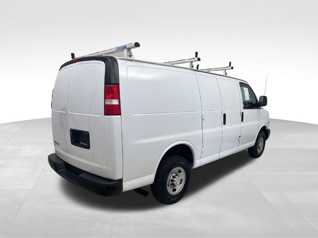 Used 2023 White Chevrolet Work Van image 5