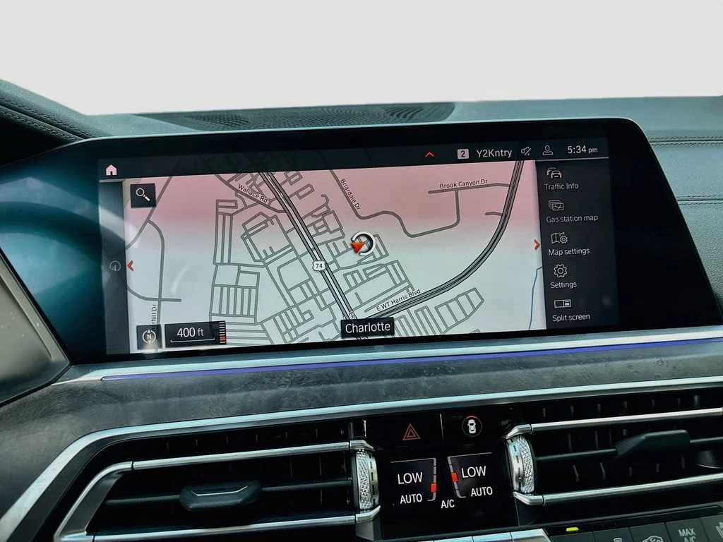 Used 2019 Dark Graphite BMW xDrive40i image 13