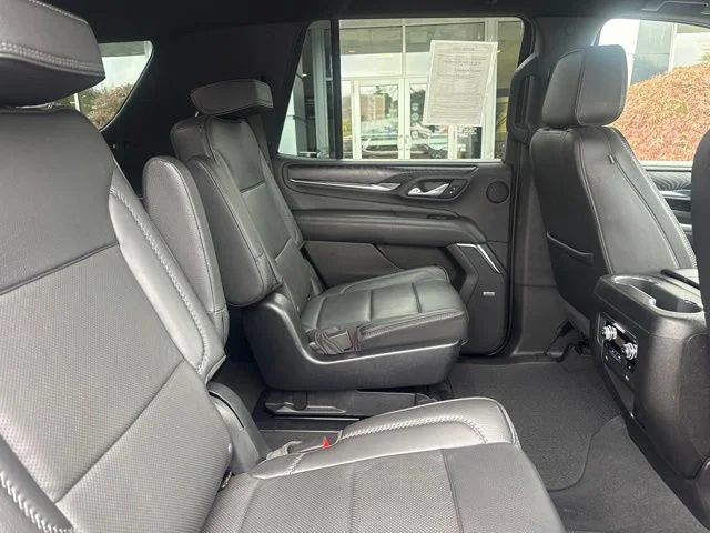 Used 2023 Black GMC Denali image 32