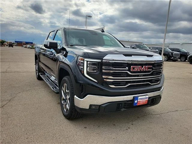 New 2026 Onyx Black GMC SLT image 7