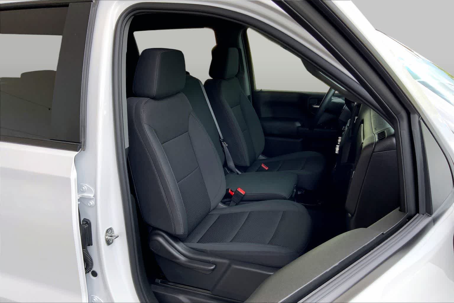 Used 2026 Summit White GMC Pro image 9