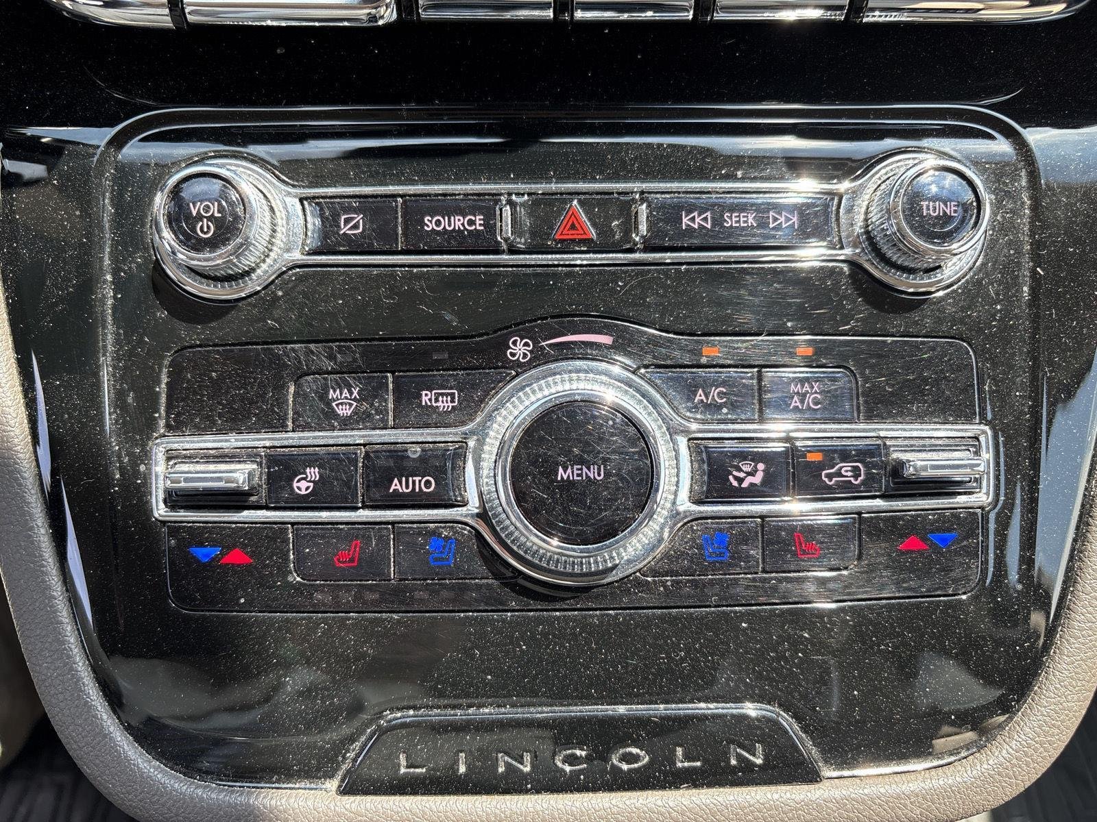Used 2022 Ocean Drive Blue Metallic Tinted Clearciat Lincoln Standard image 8
