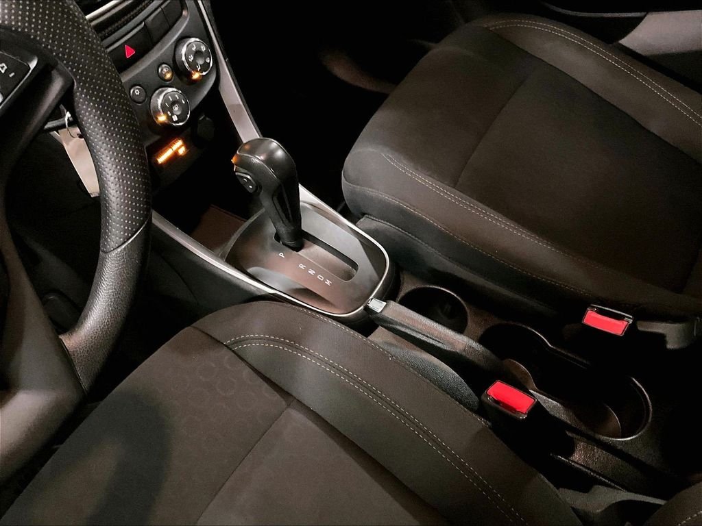 Used 2019 Blue Chevrolet LS image 21