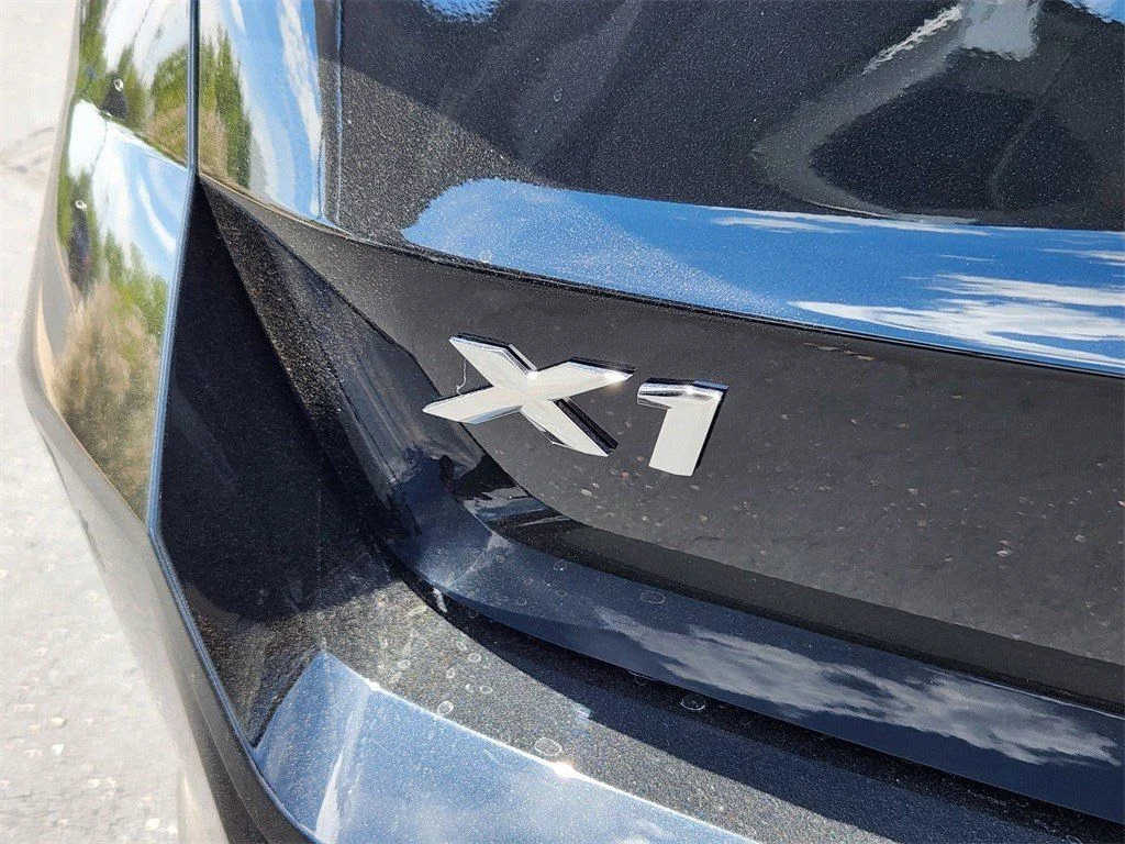 2025 BMW X1 28i - Photo 19
