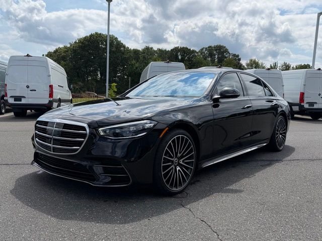 Certified Used 2023 Black Mercedes-Benz S 580 image 3