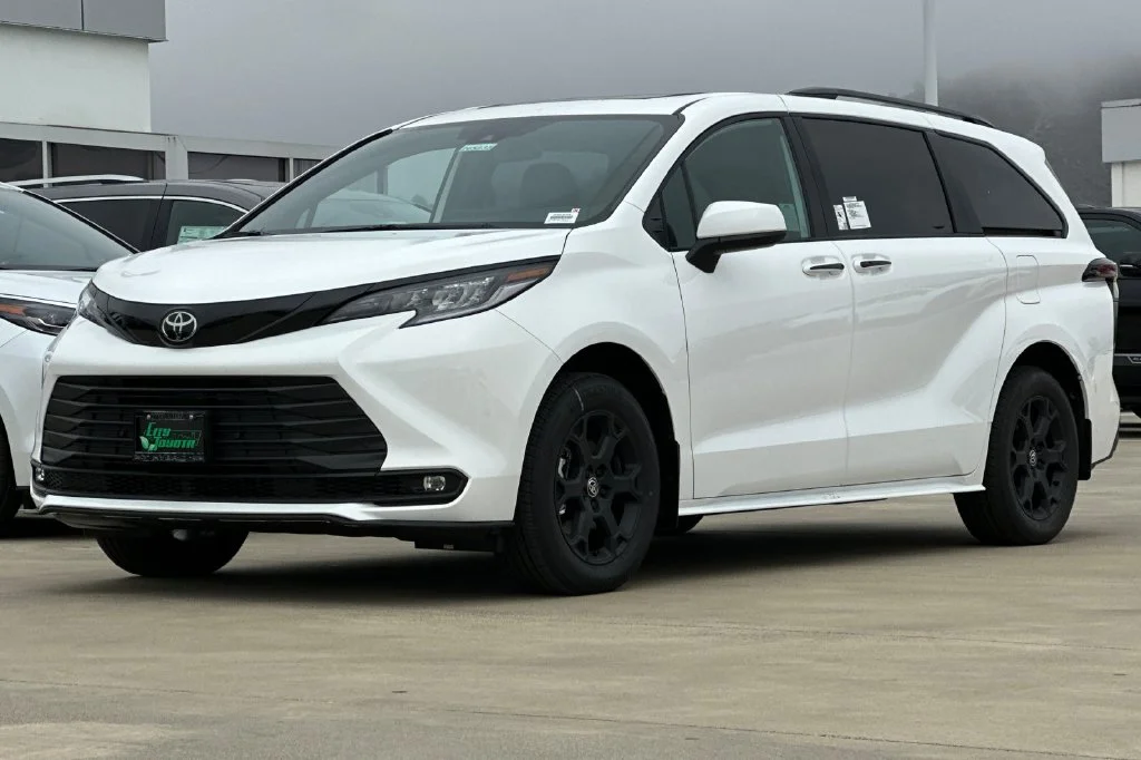 New 2026 Ice Cap Toyota  Woodland Edition image 8
